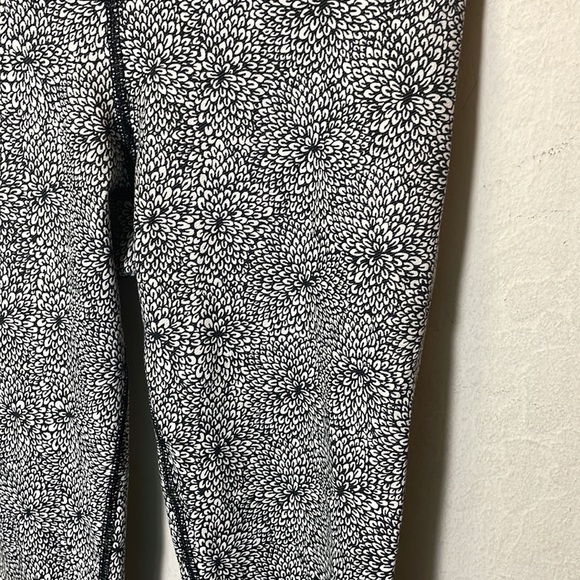 Lululemon Wunder Under Pant Plush Petal Deep Coal Ghost Size 2 - Picture 3 of 9